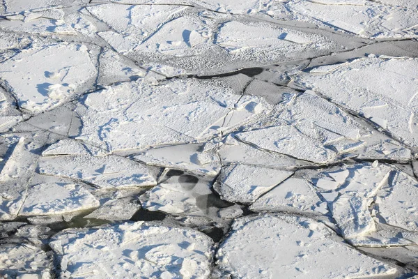 Mare Ghiacciato Coperto Ghiaccio Rotto Inverno Acqua Fredda Ghiacciata Sul — Foto Stock