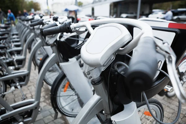 Alquiler Bicicletas Estación Recogida Estacionamiento Alquiler Bicicletas Espacio Vacío Para — Foto de Stock