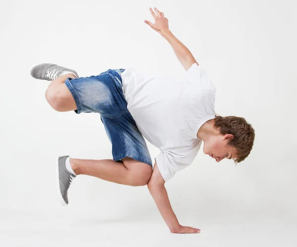 Adolescente Bboy Formação Sobre Fundo Branco — Fotografia de Stock