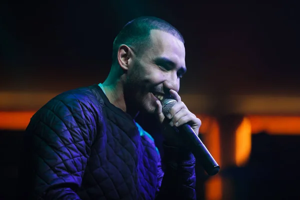 Moskwa Października 2016 Wielki Koncert Rosyjski Rap Piosenkarka Kravz Scenie — Zdjęcie stockowe