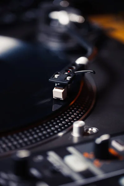 Turntable Vinyl Record Player Analog Sound Technology Playing Analog Digital — Stock Photo, Image