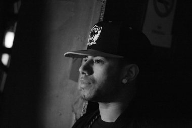 Moskova - 7 Mart: Ünlü hip-hop yapımcısı Abraham Orellana Araabmuzik oyun canlı konser, Rusya'nın Moskova 7 Mart 2015 tarihinde aka