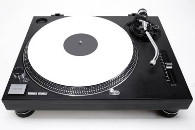 profesyonel dj direct drive pikap pikap beyaz yüzeyi