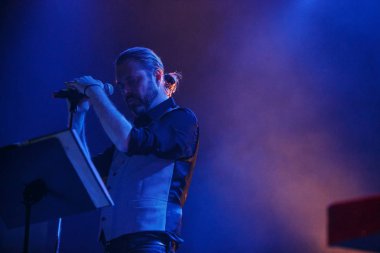 Moskova - 6 Ekim, 2016: vakum ve Mattias oynarken Lindbloom konser Yotaspace gece kulübü sahnede.