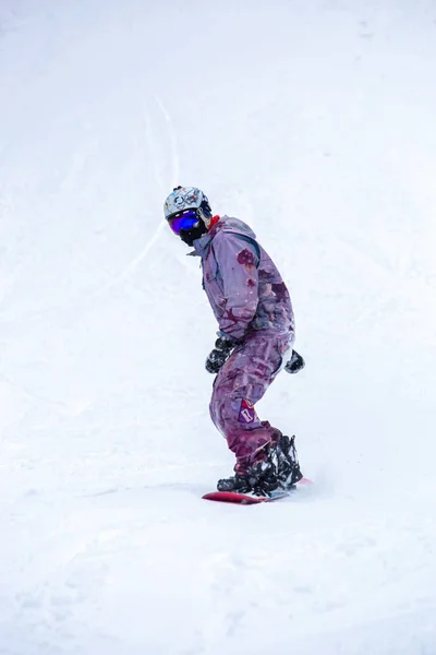 Bukovel Ukrayna Mart 2018 Snowboarder Atlet Rides Gemide Bukovel Kar — Stok fotoğraf