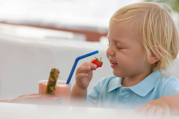 Funny Little Blond Boy Cafe Bright Summer Day — Stock Photo, Image