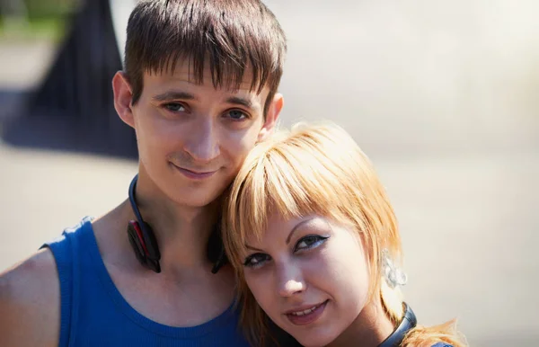 Young Couple Posing Outdoors Nice Kids — Stock Photo, Image