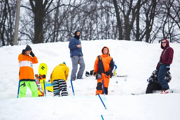 乌克兰基辅 2018年2月3日 滑雪板公园戈洛舍夫滑雪场开放 — 图库照片