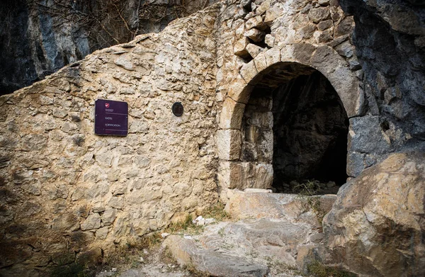 Resterna Gamla Kroatiska Fortifikation Kastel Biokovo Mountains Gamla Medeltids Fästningen — Stockfoto