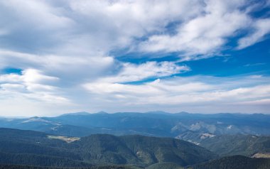 Sonbahar sezonu güzel Karpat Dağları