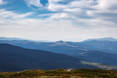 Seyahat hedef. Karpat Dağları'nın güzel manzara 