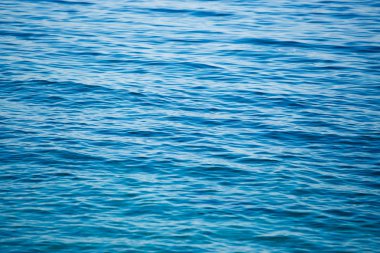 Derin mavi Adriyatik Denizi renk. Yaz tatili ve aktif Turizm için büyük seyahat hedef. Git dalış ve şnorkel berrak suda