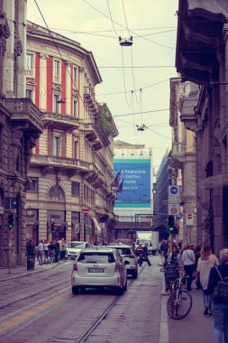 Milano,İtalya-9 Ekim,2018: Milano,Lombardia şehir sokaklarında modern İtalyan mimarisi.