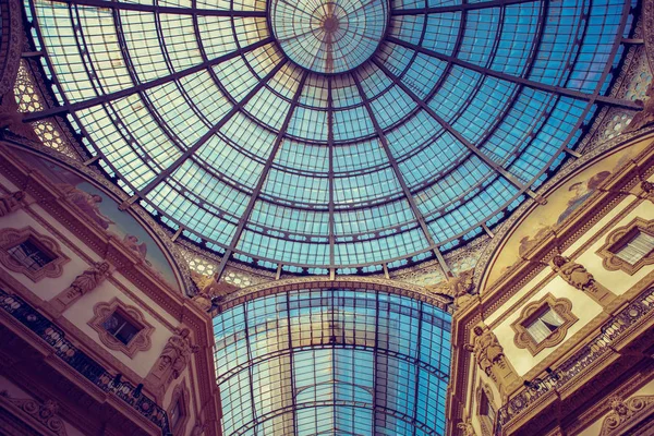 Знаменитий Торговий Центр Галерея Віктора Еммануїла Мілані Італія Найстаріший Mall — стокове фото