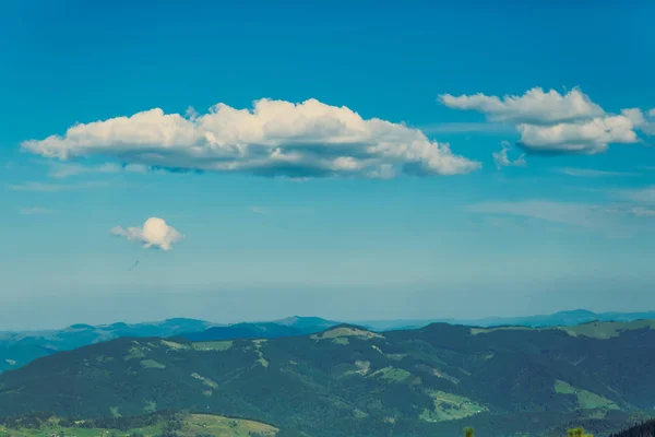 Destinazione Viaggio Bellissimo Paesaggio Dei Carpazi — Foto Stock