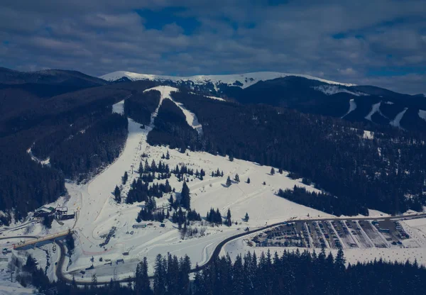 Bukovel Ukraine Mars 2018 Belle Nature Par Une Froide Journée — Photo