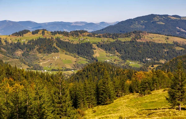 Sonbahar Sezonu Güzel Karpat Dağları — Stok fotoğraf
