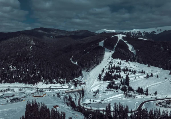 Boekovel Oekraïne Maart 2018 Mooie Natuur Koude Winterdag Boekovel Ski — Stockfoto