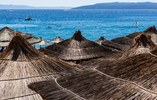 Sun Parasole Pięknej Nadmorskiej Europe Popular Lato Beach Resort Dla — Zdjęcie stockowe