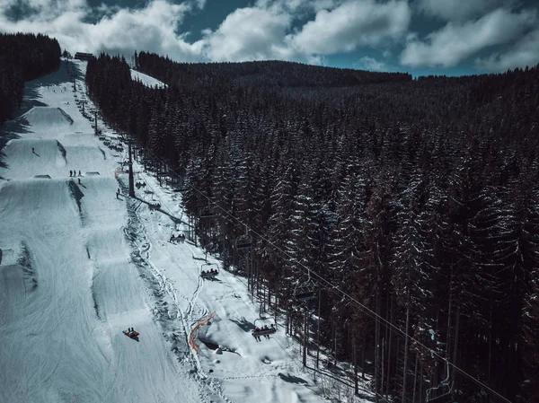 Bukovel Ucrania Marzo 2018 Hermosa Naturaleza Frío Día Invierno Parque — Foto de Stock