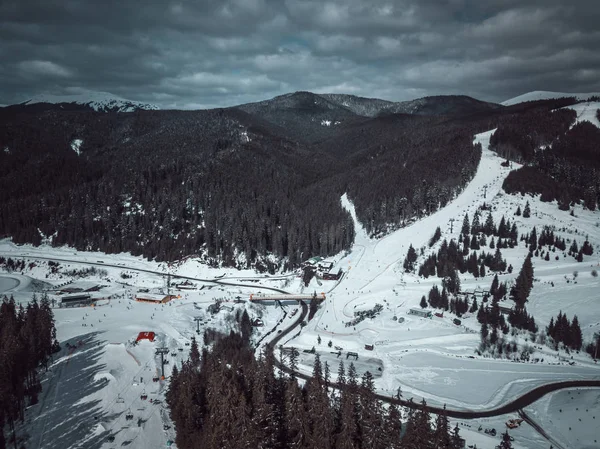 Bukovel Ucrania Marzo 2018 Hermosa Naturaleza Frío Día Invierno Parque — Foto de Stock