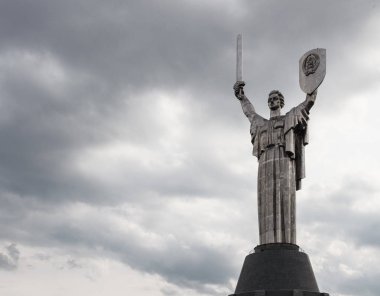 Anavatan Anıtı Ukrayna 'nın başkenti Kiev' de anıtsal bir heykeldir.