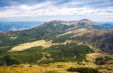 Sonbahar sezonu güzel Karpat Dağları