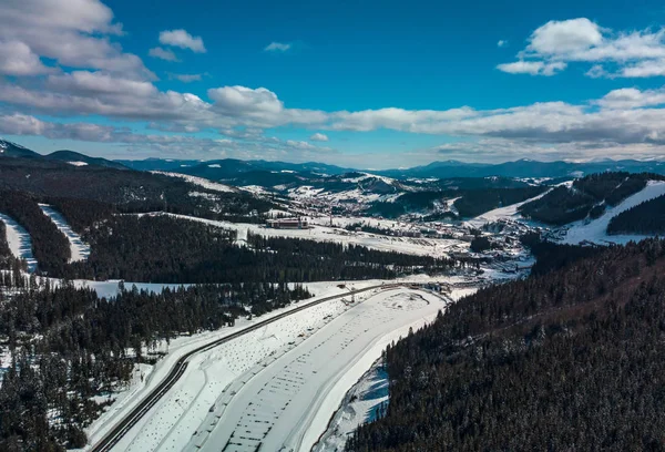 Vackra Antenn Drönare Foto Vinterparken Kalla Årstiden Snöiga Landskapet Karpaterna — Stockfoto