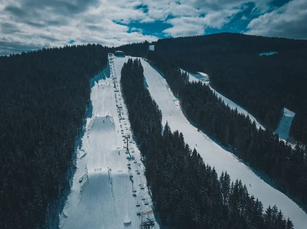 Mooie Luchtfoto Drone Landschap Foto Van Bergen Koude Besneeuwde Dag — Stockfoto