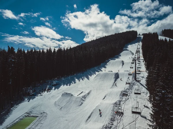 Bukovel Ukraine März 2018 Schöne Natur Kalten Wintertagen Bukovel Skipark — Stockfoto