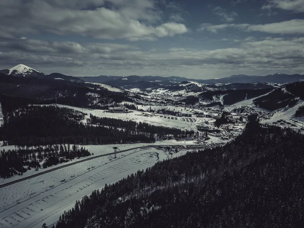 Luftbilddrohne Landschaft Foto Der Karpaten Kalten Wintertag Reiseziel Für Aktiven — Stockfoto