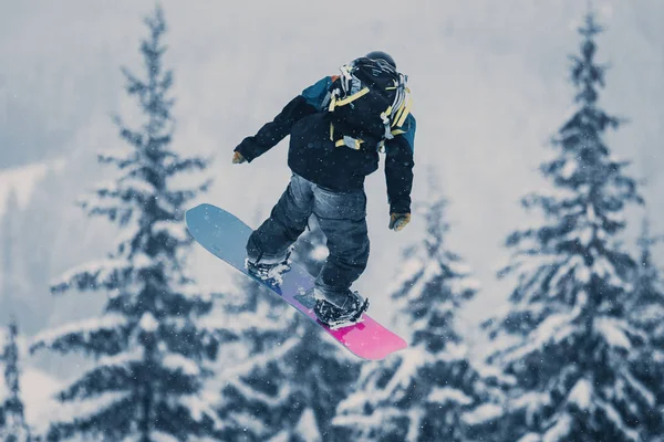 Boekovel Oekraïne Maart 2018 Snowboard Wedstrijd Winter Park Jonge Atleten — Stockfoto