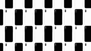 Arkaplan için siyah beyaz renkli modern akıllı telefonların görüntüsü. Logo, arka panellerde modayı takip eden çift kameralı cep telefonlarının taşındığı metin. Reklam için popüler cep telefonu cihazları.