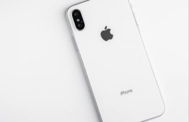 Mariupol, Ukrayna-30 Ekim, 2017: yeni Iphone X akıllı telefon yakın yukarı. En son Apple IPhone 10 cep telefonu modeli.