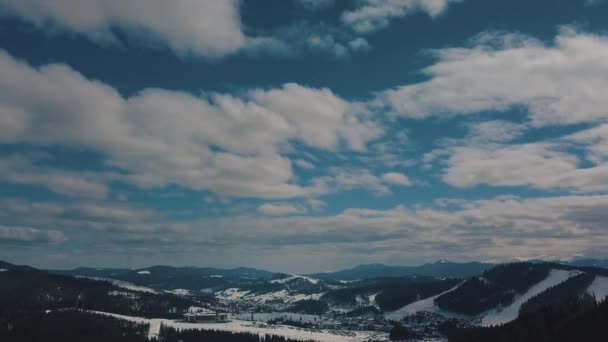 Drone Video Bukovel Las Montañas Cárpatas — Vídeo de stock