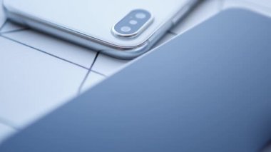 Mariupol, Ukrayna-30 Ekim, 2017: yeni Iphone X akıllı telefonlar yakın yukarı. 