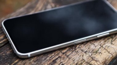 Mariupol, Ukrayna-30 Ekim, 2017: yeni Iphone X akıllı telefon yakın yukarı. En son Apple IPhone 10 cep telefonu modeli.