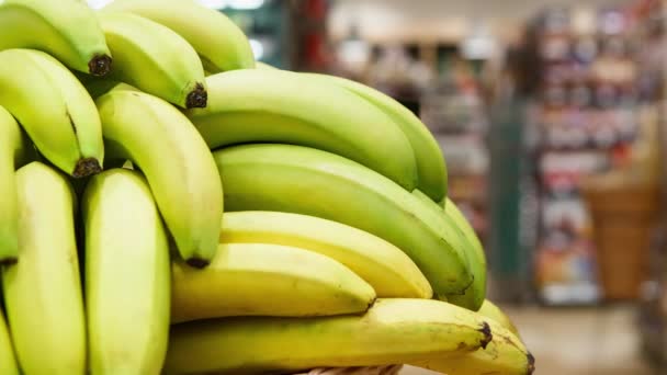 Filmagem Bananas Maduras Frescas Mercearia Mercado Alimentos Alimentação Saborosa Saudável — Vídeo de Stock