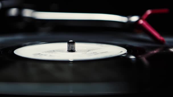 Siyah Analog Vinil Plak Disk Turntable Oyuncu Için Müzik Ile — Stok video