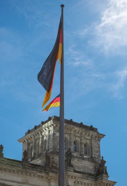 Berlin 'deki Reichstag binası