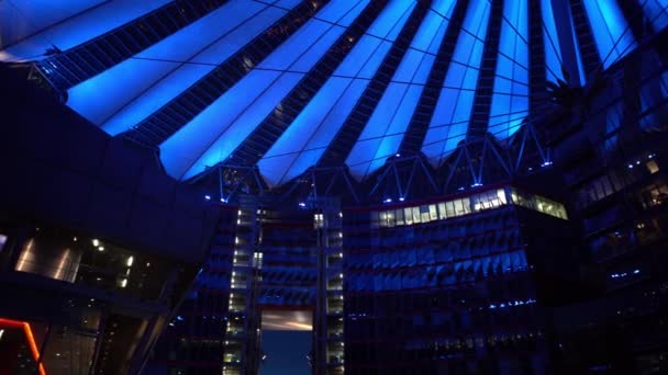 Berlin Tyskland April 2019 Sony Center Building Complex Ligger Vid — Stockvideo