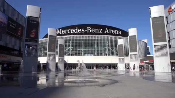 Berlin Németország Április 2019 Külső Mercedes Benz Arena Berlinben Közkedvelt — Stock videók