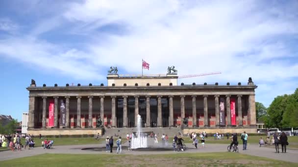 德国柏林 2019年4月25日 德国首都柏林阿尔特斯博物馆 建于1830年由建筑师卡尔弗里德里希辛克尔在新古典主义风格 以容纳普鲁士王室艺术收藏 — 图库视频影像