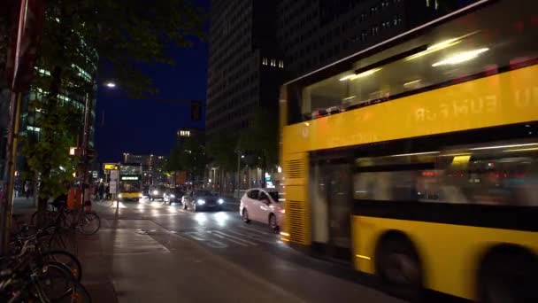 Berlin Niemcy Kwietnia 2019 Ruch Miejski Popularnym Śródmieściu Potsdamer Platz — Wideo stockowe