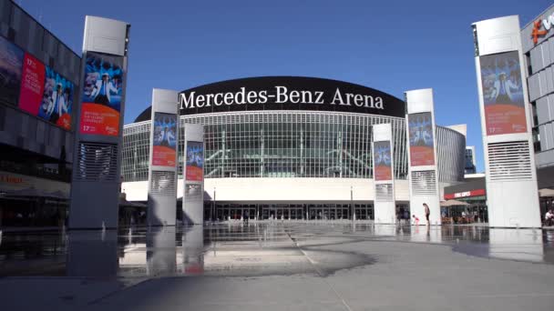 Berlin Németország Április 2019 Külső Mercedes Benz Arena Berlinben Közkedvelt — Stock videók