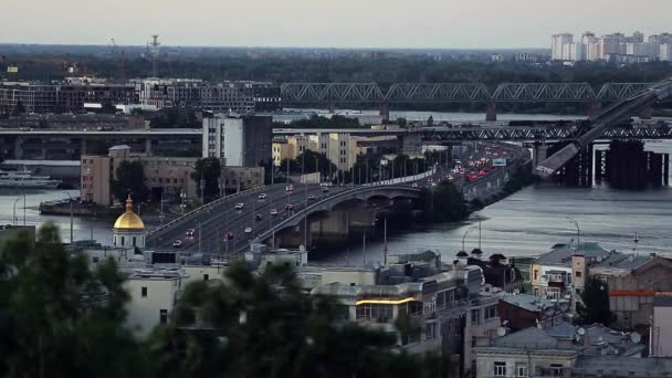 Kijev Ukrajna Podil Kerület Kijev Központjában Gyönyörű Panoráma Táj Naplementekor — Stock videók