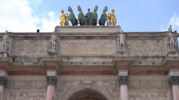法国巴黎 2019年4月30日 巴黎市中心的凯旋拱门 法国最著名的地标之一 法国的热门旅游观光Republic Travel欧洲文化旅游的目的地 — 图库视频影像