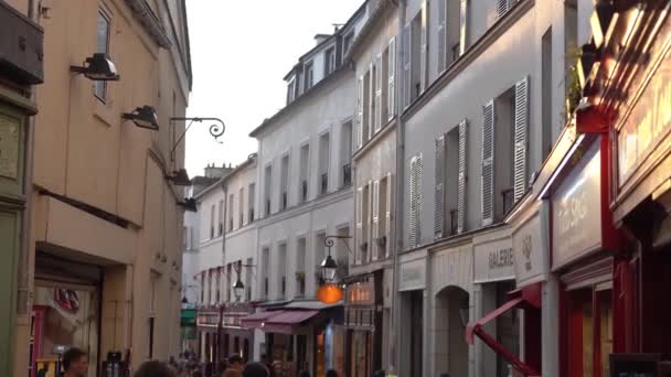 París Francia Abril 2019 Las Calles Del Distrito Monmartre Atardecer — Vídeos de Stock