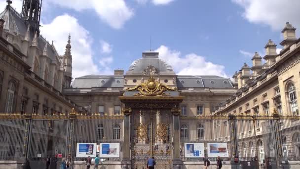 París Francia Abril 2019 Mundialmente Famoso Museo Del Louvre Centro — Vídeos de Stock