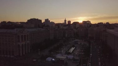 Kiev 'de gece Bağımsızlık Meydanı veya Maidan Nezalezhnosti